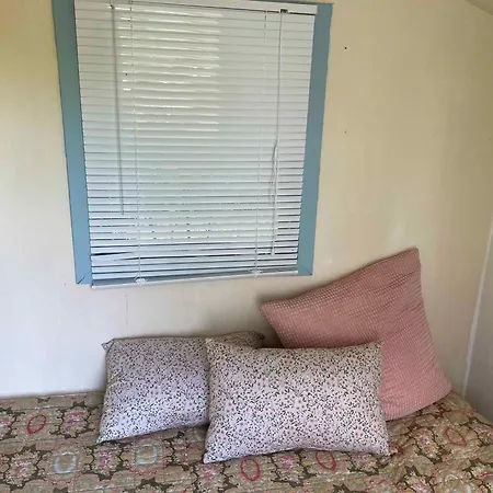 Charming In - Close To